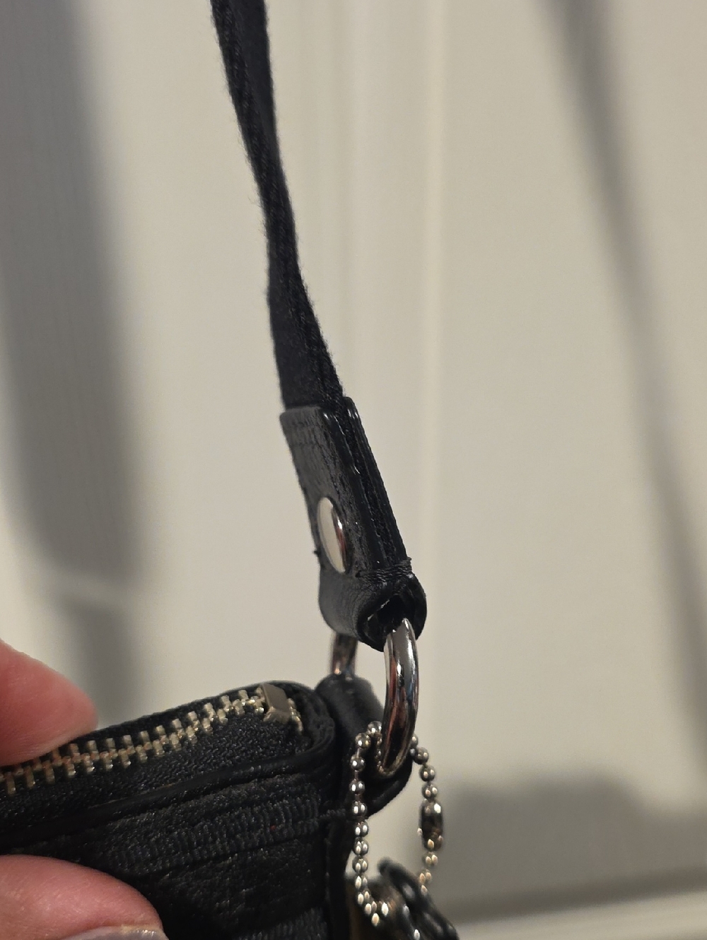 Coach Poppy Monogram Black Crossbody Bag With Dual Hangtags - Picture 10 of 11